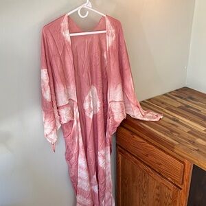 Elegant Pink Tie-Dye Kimono Robe / Beach Cover Up